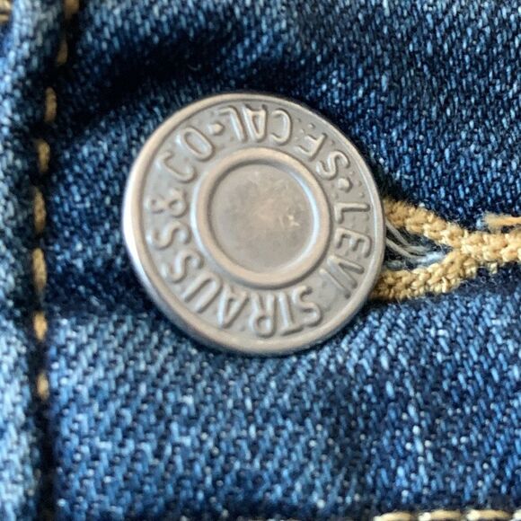 Levi's Boyfriend Fit Ankle Jeans Women's Classic Mid-Rise Zip Up Plus Size 32 - Picture 10 of 12